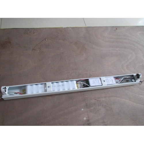 充電式・バッテリー内蔵 LED応急蛍光灯 FS-T8-2XW144-BX-YJ(U)