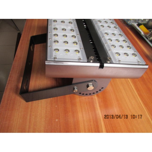 耐震 ステント調整可 90W 9000lm LEDライト FS-SDD-NC90XW