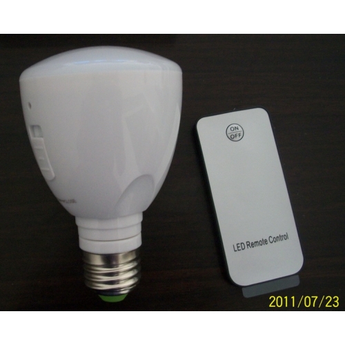 充電式LED電球、リモコン搭載、4.0W、3段階調光、使用中停電のとき自動的に点灯する SWGR04W